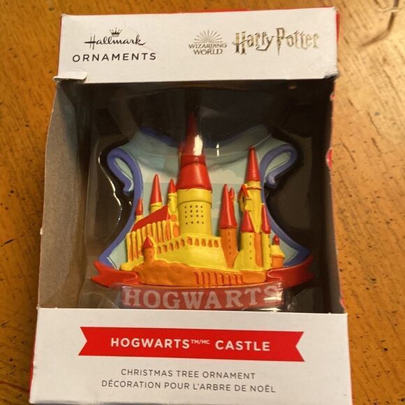 NWT Hallmark Keepsake Harry Potter Hogwarts Castle Wizarding world - Picture 2 of 7